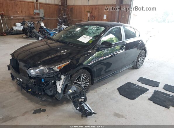 3KPF54AD3RE723219 2024 KIA FORTE Black Przód lewy