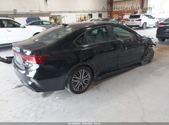 3KPF54AD3RE723219 2024 KIA FORTE Black Tył prawy