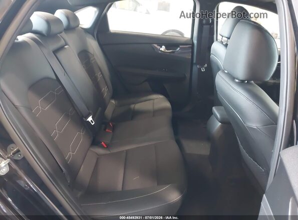 3KPF54AD3RE723219 2024 KIA FORTE Black Widok naklejki z numerem VIN