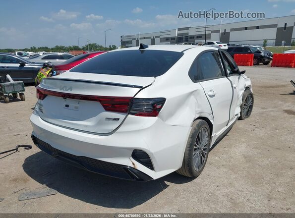 3KPF54AD3RE741848 2024 KIA FORTE White უკანა მარჯვენა