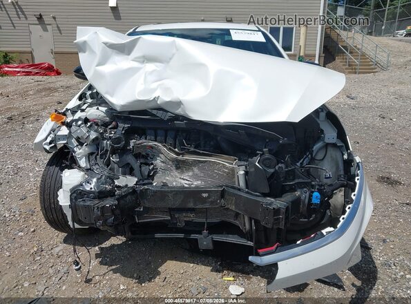3KPF54AD3RE744670 2024 KIA FORTE White ხელსაწყოთა პანელის ხედი
