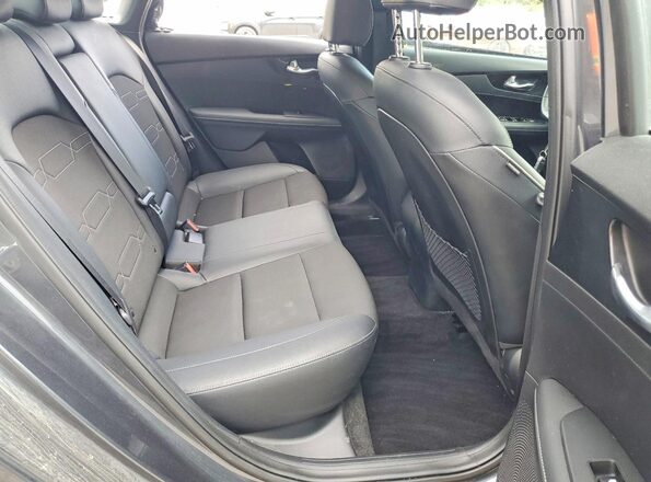 3KPF54AD3RE752459 2024 KIA FORTE Серый Вид задних сидений