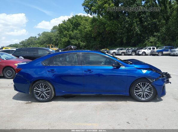 3KPF54AD3RE793674 2024 KIA FORTE Blue Widok wnętrza 360 stopni