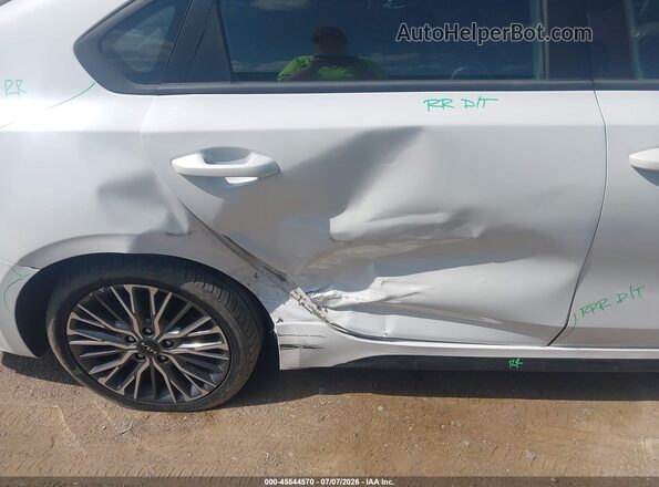 3KPF54AD4NE428964 2022 KIA FORTE White წინა ხედი