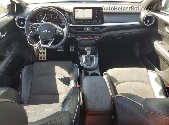 3KPF54AD4PE542899 2023 KIA FORTE Silver წინა პანელის ხედი