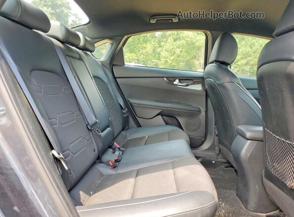 3KPF54AD4PE611106 2023 KIA FORTE Серый Вид задних сидений