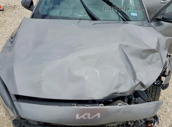 3KPF54AD4PE640069 2023 KIA FORTE Серебряный Вид задней части салона