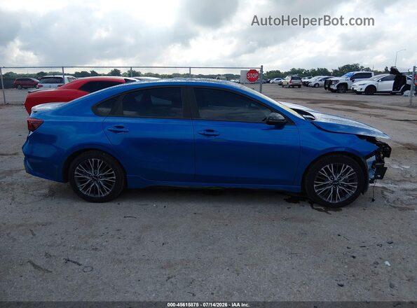 3KPF54AD4PE663142 2023 KIA FORTE Blue Widok wnętrza 360 stopni
