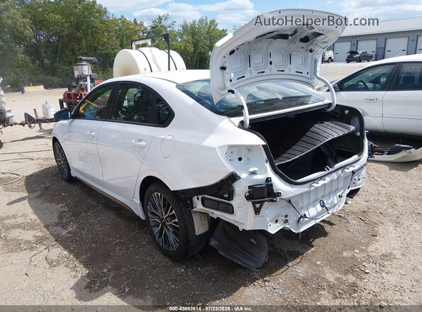 3KPF54AD4RE838444 2024 KIA FORTE White Tył lewy