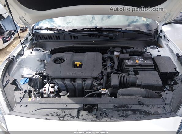3KPF54AD4RE838444 2024 KIA FORTE White Widok z tyłu
