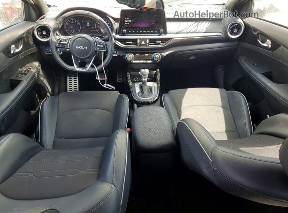 3KPF54AD5PE592257 2023 KIA FORTE White წინა პანელის ხედი