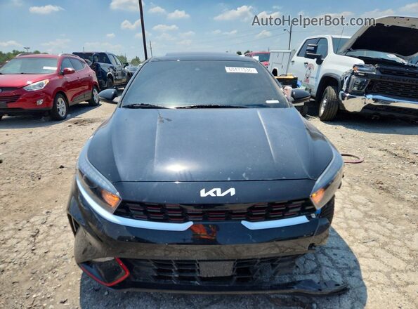 3KPF54AD5PE651033 2023 KIA FORTE Black Front view