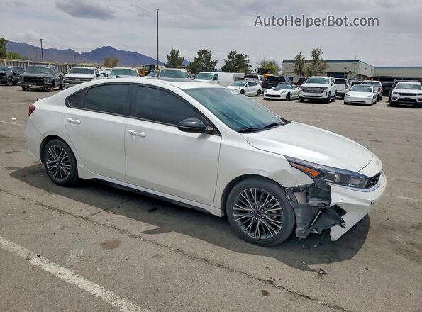 3KPF54AD5PE690723 2023 KIA FORTE Белый Передняя правая четверть