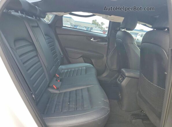 3KPF54AD5PE690723 2023 KIA FORTE Белый Вид задних сидений