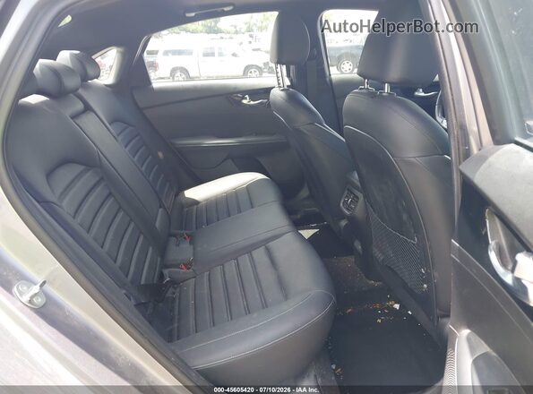 3KPF54AD5RE690871 2024 KIA FORTE Gray VIN կոդի պիտակի տեսք