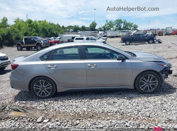 3KPF54AD5RE690871 2024 KIA FORTE Gray Սալոնի 360 աստիճան տեսք