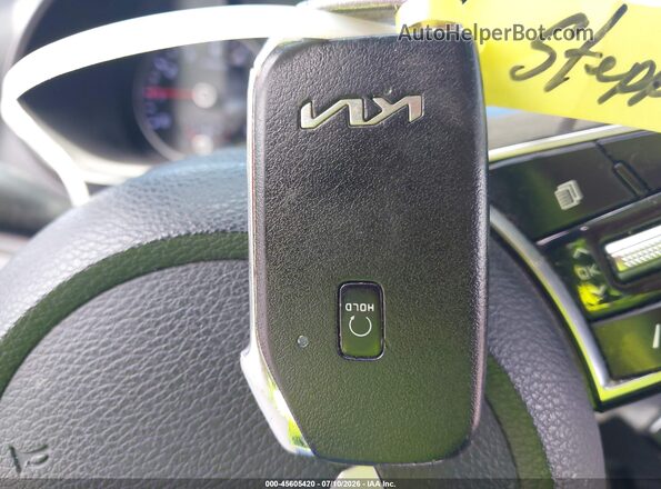3KPF54AD5RE690871 2024 KIA FORTE Gray Առջևի վահանակի տեսք