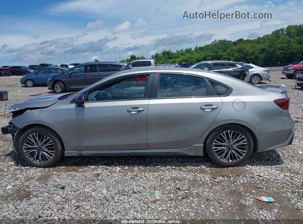 3KPF54AD5RE690871 2024 KIA FORTE Gray 