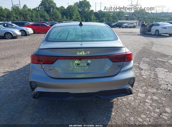 3KPF54AD6PE658038 2023 KIA FORTE Gray 