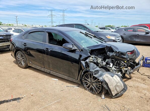 3KPF54AD6RE727989 2024 KIA FORTE Black წინა მარჯვენა