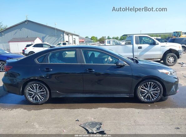 3KPF54AD6RE808989 2024 KIA FORTE Black Widok zestawu wskaźników