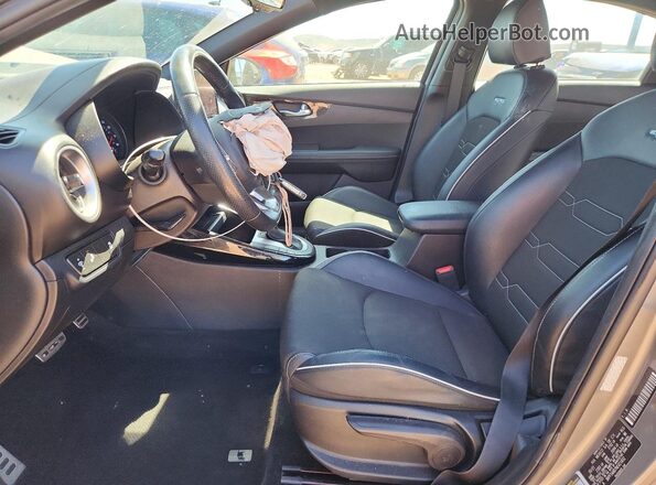 3KPF54AD7NE421832 2022 KIA FORTE Gray Vista interior delantera