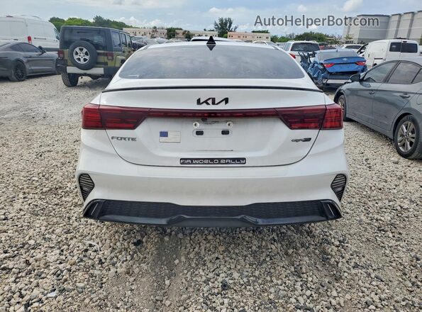 3KPF54AD7NE491346 2022 KIA FORTE White Вид ззаду