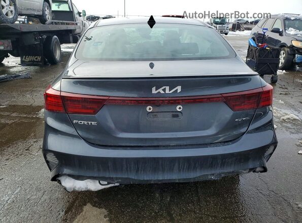 3KPF54AD7PE614565 2023 KIA FORTE Gray უკანა ხედი