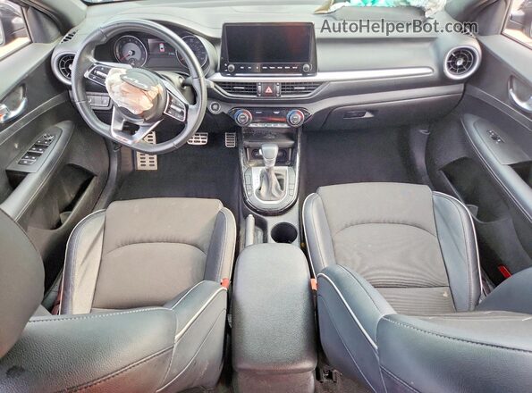 3KPF54AD7PE622777 2023 KIA FORTE Black Առջևի վահանակի տեսք