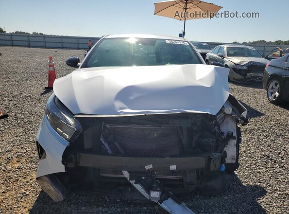 3KPF54AD7RE701692 2024 KIA FORTE White Դիմացի տեսք