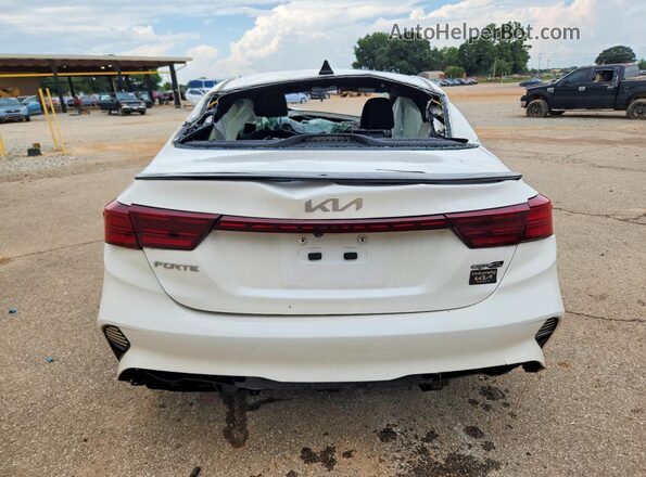 3KPF54AD7RE714958 2024 KIA FORTE Белый Вид сзади