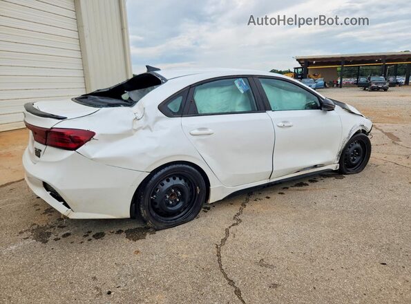 3KPF54AD7RE714958 2024 KIA FORTE Белый Задняя правая четверть