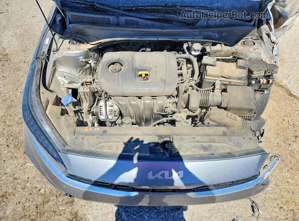 3KPF54AD7RE782838 2024 KIA FORTE Charcoal Սալոնի հետևի տեսք