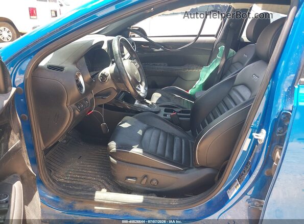 3KPF54AD8NE495065 2022 KIA FORTE Blue წინა სალონის ხედი