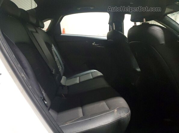 3KPF54AD8PE524003 2023 KIA FORTE White Вид задніх сидінь