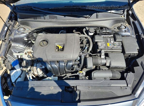 3KPF54AD8PE559060 2023 KIA FORTE Gray Widok wnętrza z tyłu