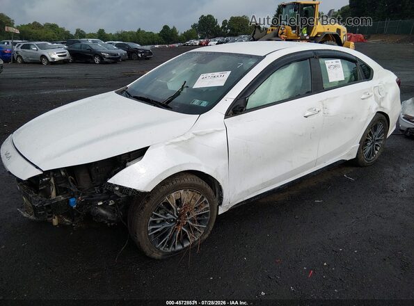 3KPF54AD8RE744650 2024 KIA FORTE Белый Передняя левая четверть