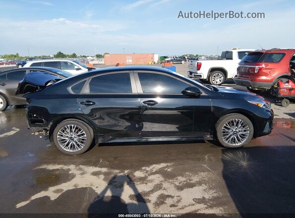 3KPF54AD8RE821145 2024 KIA FORTE Black Vista interior trasera