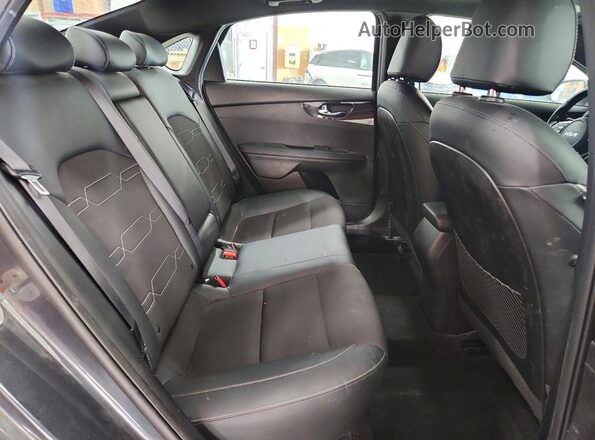 3KPF54AD9NE439796 2022 KIA FORTE Gray Հետևի նստատեղերի տեսք