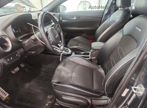 3KPF54AD9NE439796 2022 KIA FORTE Gray Սալոնի դիմացի տեսք
