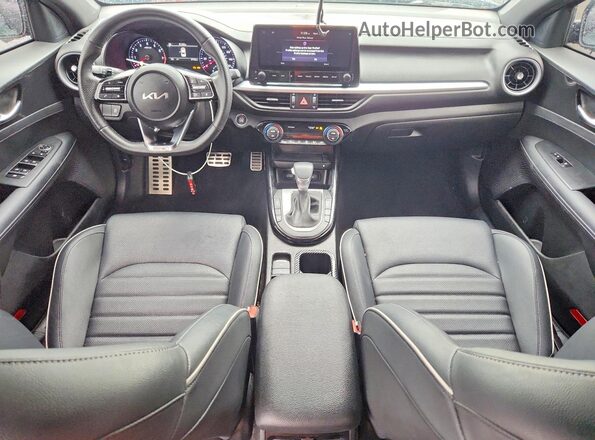 3KPF54AD9PE663346 2023 KIA FORTE Gray წინა პანელის ხედი
