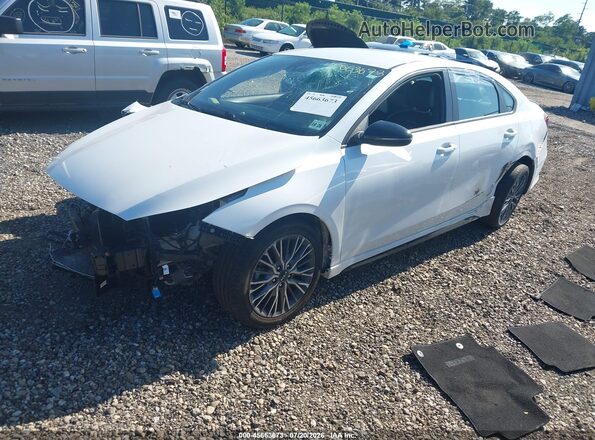 3KPF54AD9PE674282 2023 KIA FORTE White Front left