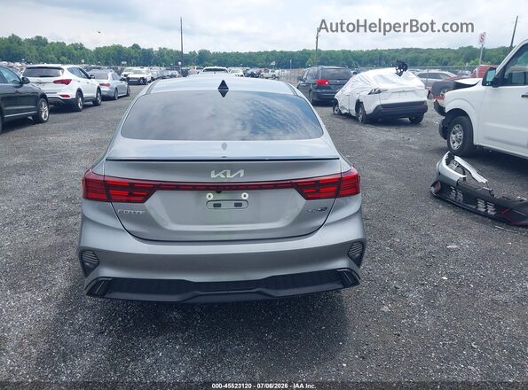 3KPF54ADXNE470488 2022 KIA FORTE Серебряный 