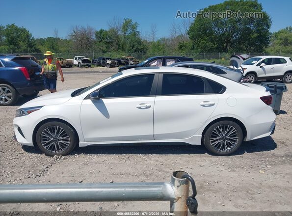 3KPF54ADXRE728868 2024 KIA FORTE White Vista interior de 360 grados