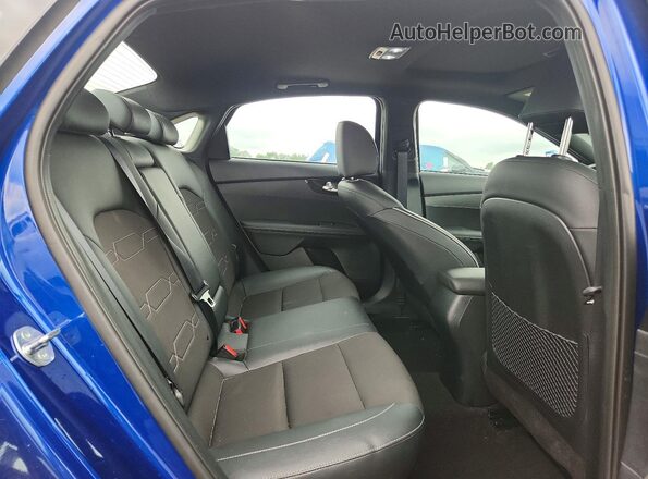 3KPF54ADXRE809000 2024 KIA FORTE Blue უკანა სავარძლების ხედი