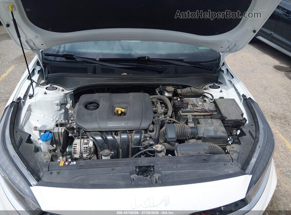3KPF54ADXRE820093 2024 KIA FORTE Белый Вид сзади