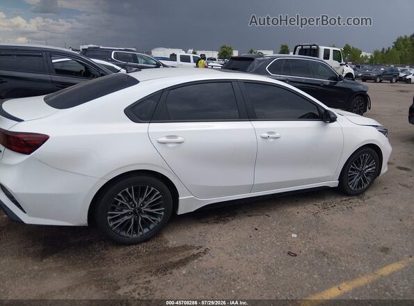 3KPF54ADXRE820093 2024 KIA FORTE Белый Панорамный вид салона 360°