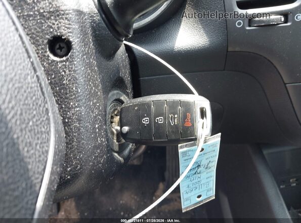 3KPFK4A70HE026690 2017 KIA FORTE Black Widok deski rozdzielczej