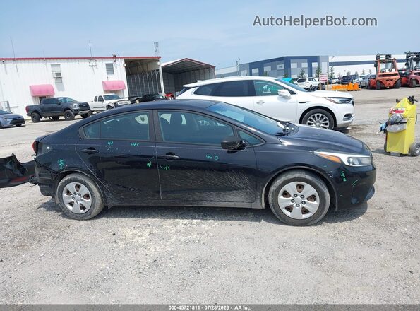 3KPFK4A70HE026690 2017 KIA FORTE Black Widok wnętrza 360 stopni