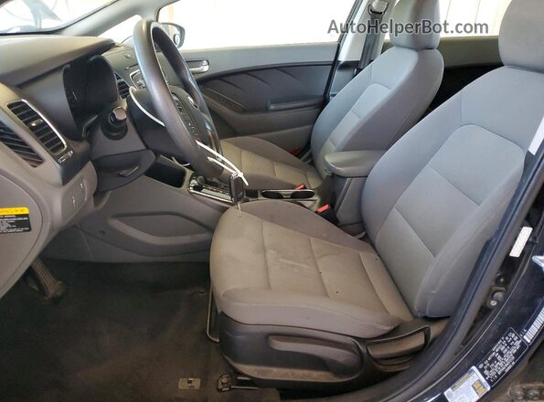 3KPFK4A70HE072133 2017 KIA FORTE Black Front interior view